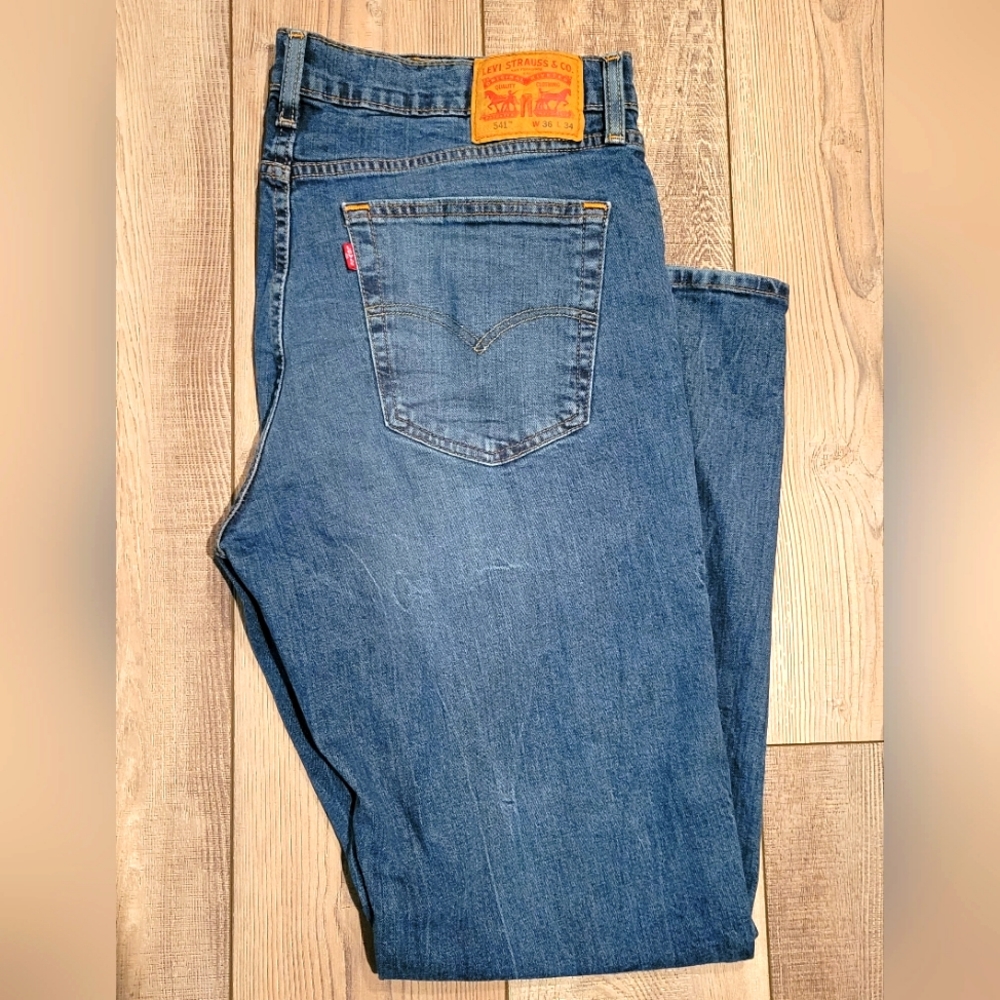Men's Levi Jeans 36x34